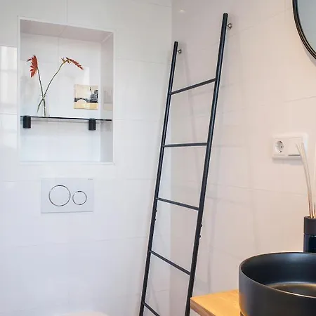 At The Canal Gasthof